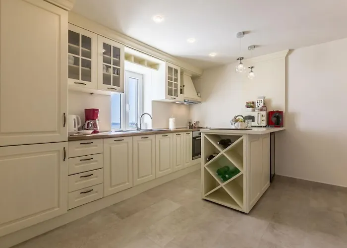 Βίλα Luxury Libar Near Split, Heated Pool Jesenice (Split-Dalmatia)