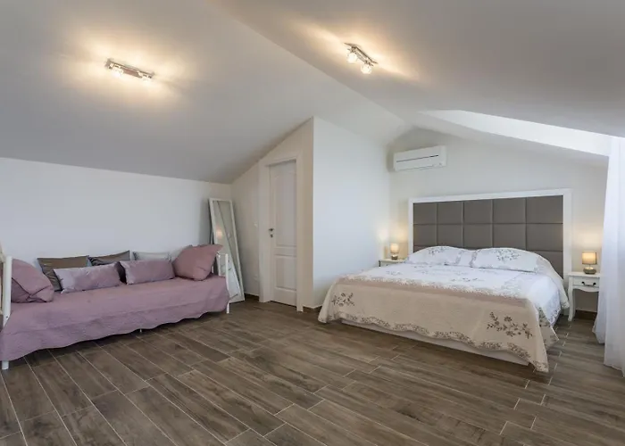 Luxury Libar Near Split, Heated Pool *