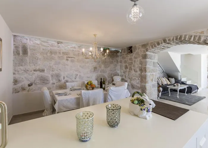 Luxury Libar Near Split, Heated Pool Villa