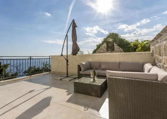 Luxury Libar Near Split, Heated Pool Villa *